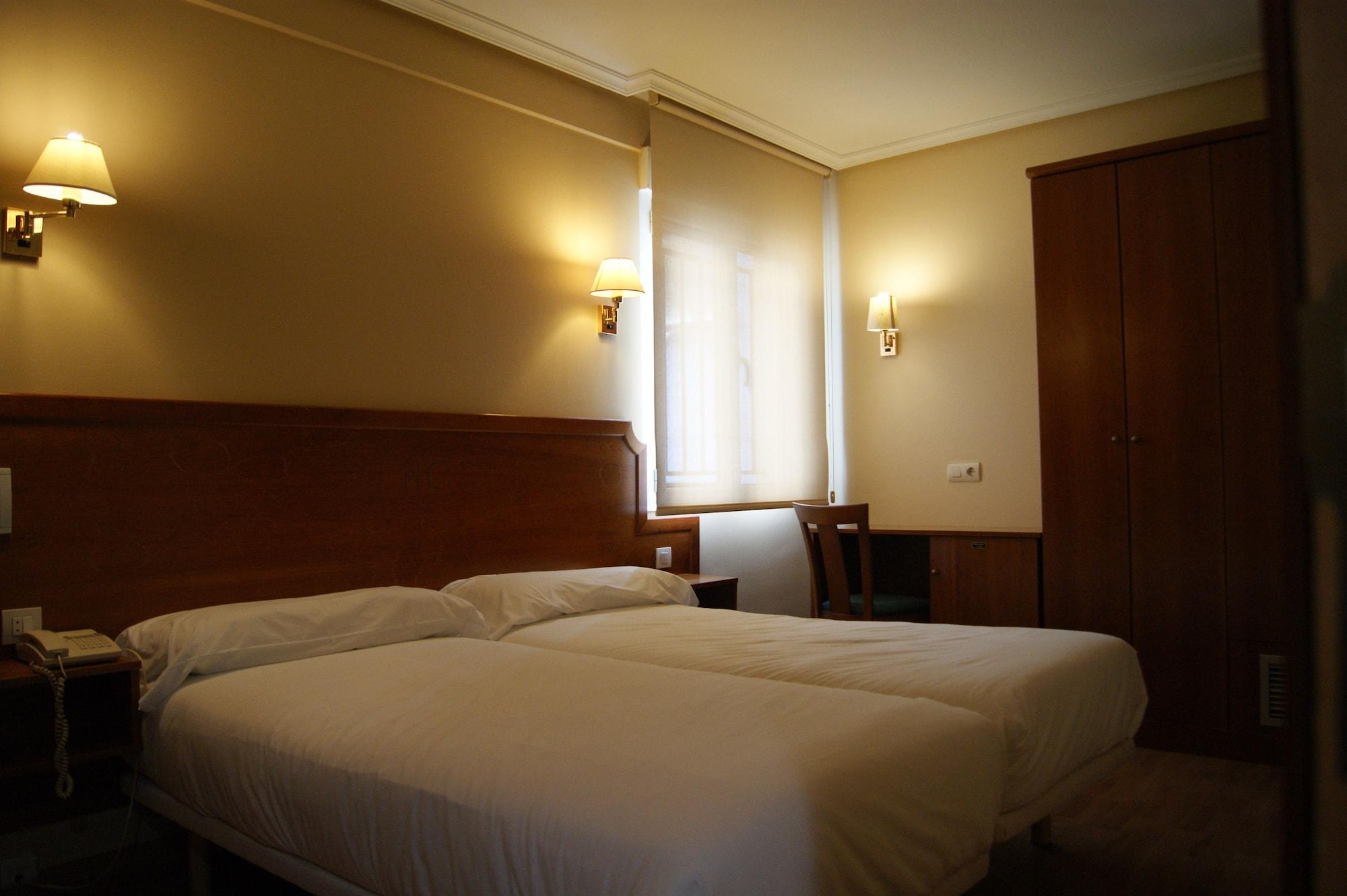 El Retiro De Cardea Otel Oviedo Dış mekan fotoğraf