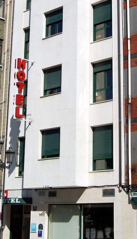 El Retiro De Cardea Otel Oviedo Dış mekan fotoğraf